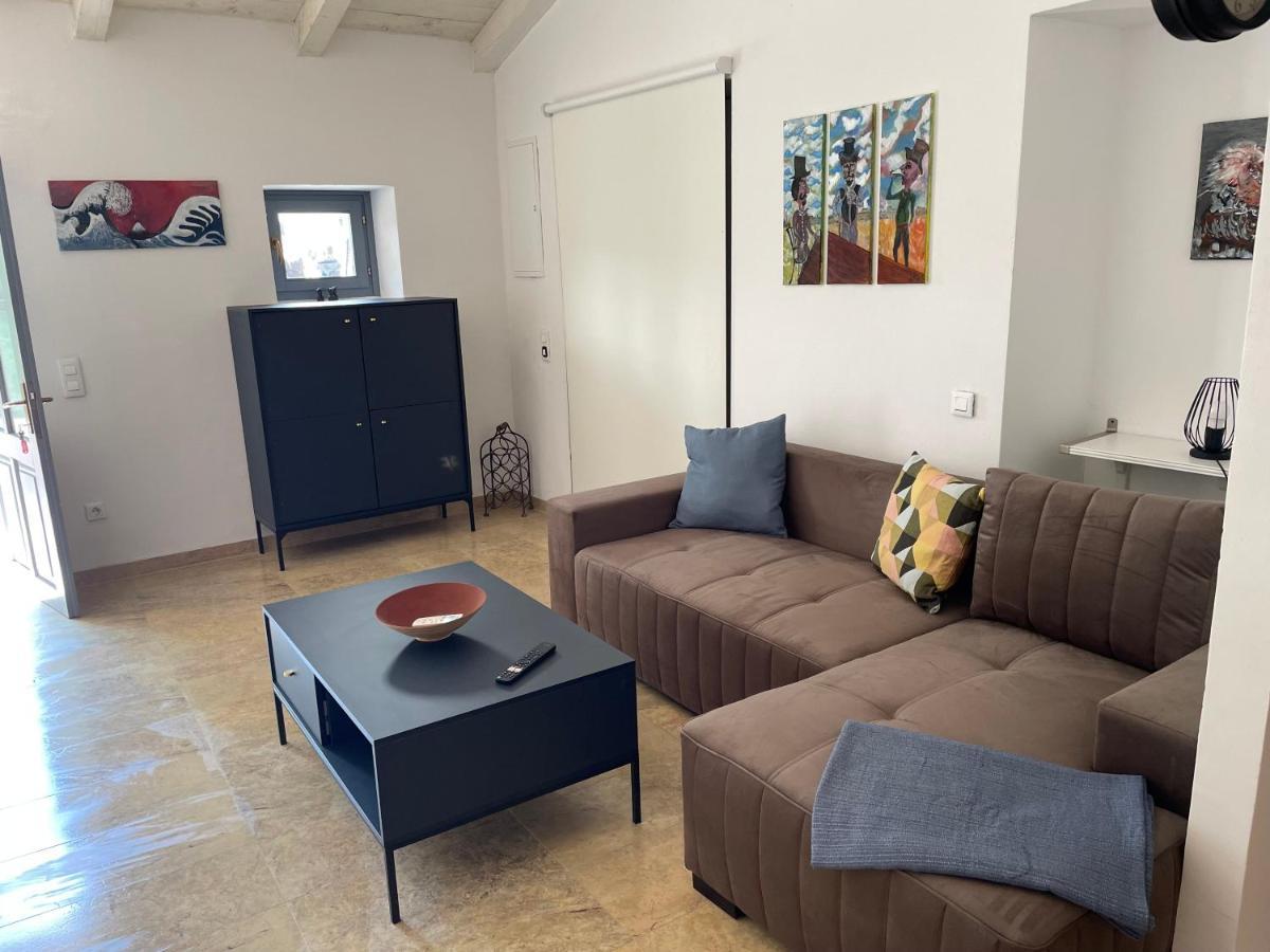 Holiday Home Ava1 With Pool & Holiday Home Ava2 With Whirlpool Baderna Exteriör bild