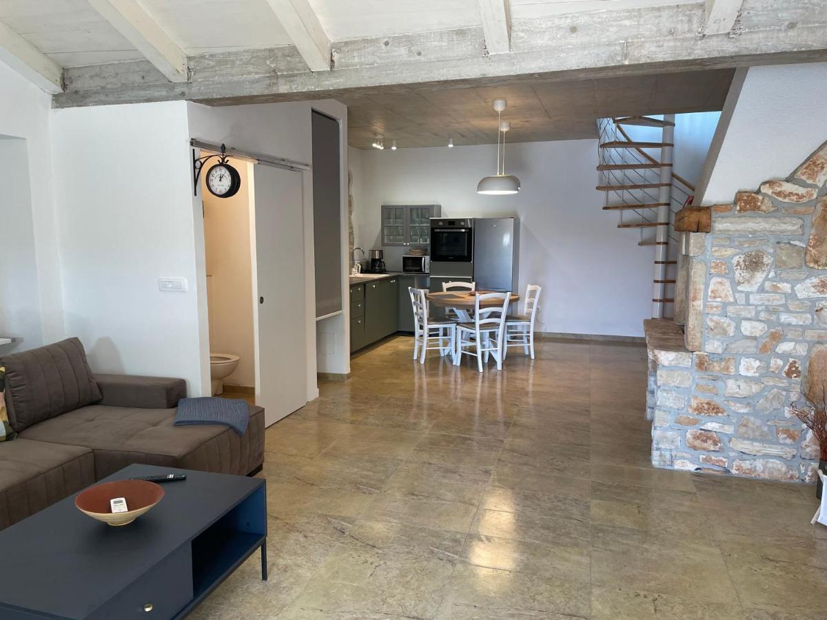 Holiday Home Ava1 With Pool & Holiday Home Ava2 With Whirlpool Baderna Exteriör bild